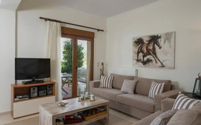 Villa Dafni Panoramic Lake View