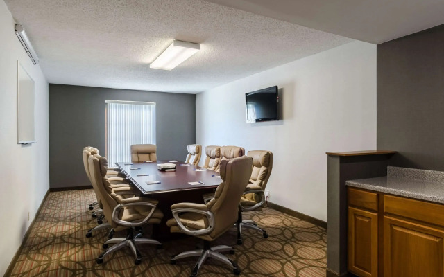 Comfort Inn Randolph - Boston