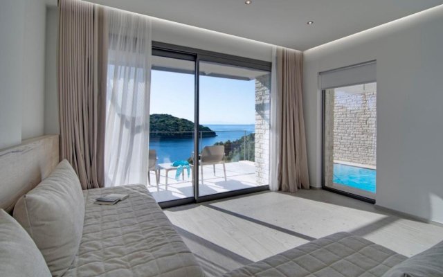 Sivota Deamaris Luxury Boutique Hotel