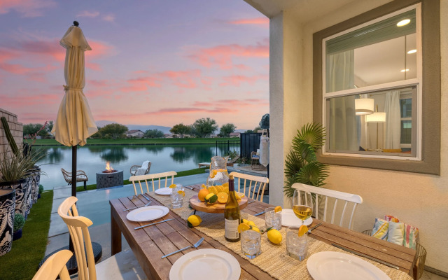 Sunburst by Avantstay Lakefront + Mountain Views