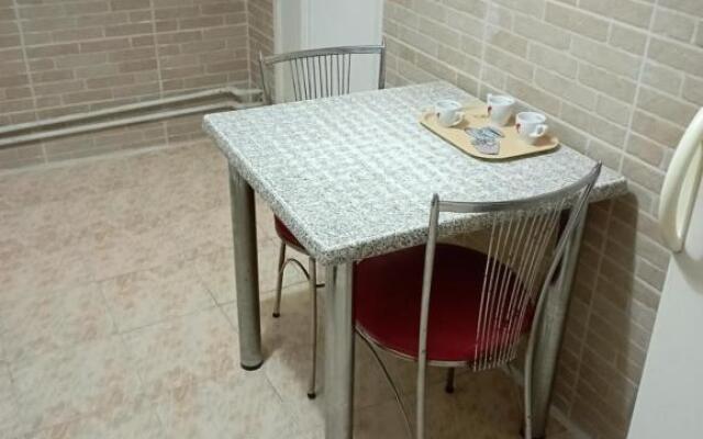 Apartament Herculane cu vedere la munte