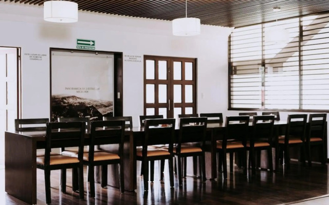 Hotel Real del Oro