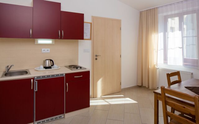 Hotel Cyro