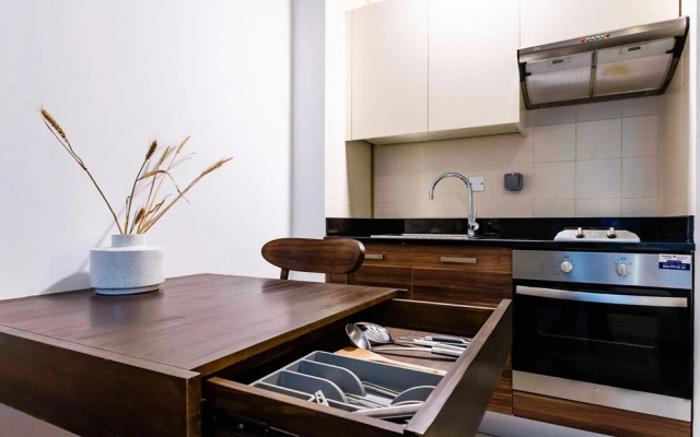 Stylish Studio Apartment-Sparkle Towers