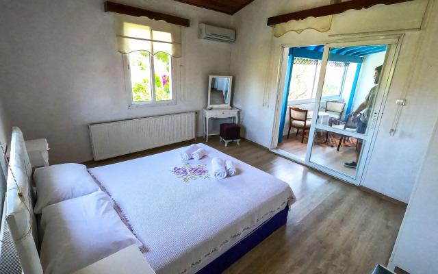 Zeren Alaçatı Butik Otel