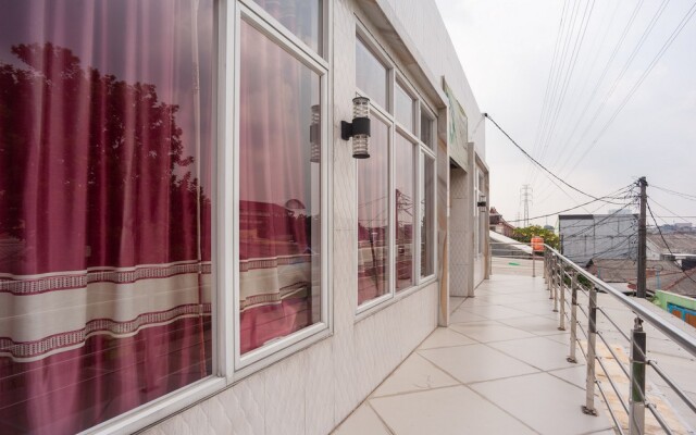 Urbanview My Home Ciracas by RedDoorz