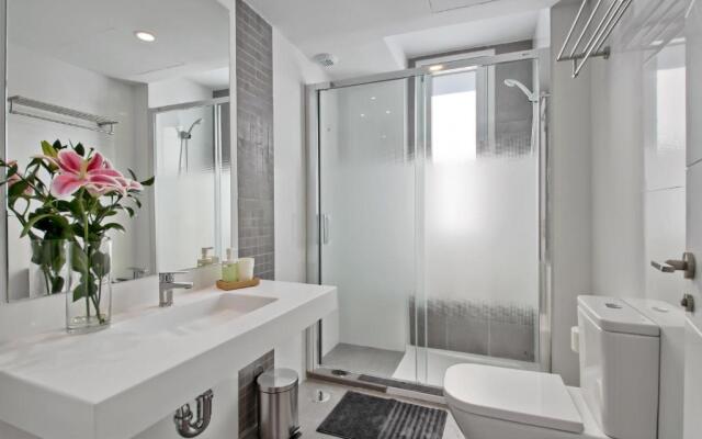 Carihuela Suites
