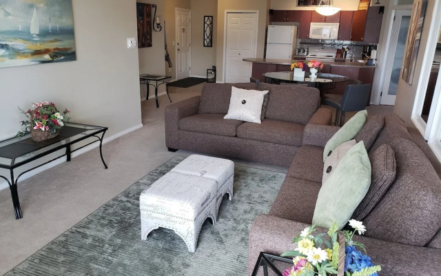 Pinnacle Pointe - By Vacations Kelowna