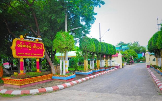Phan Khar Myay Hotel