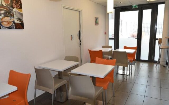 Montempô Apparthôtel Lyon Sud