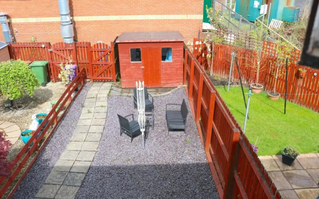 Spacious Family Home In Glasgow