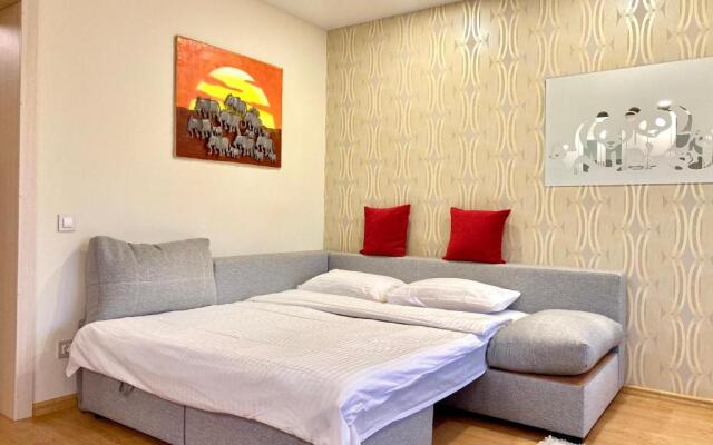 1-ка студия в НОВОМ доме, самый ЦЕНТР