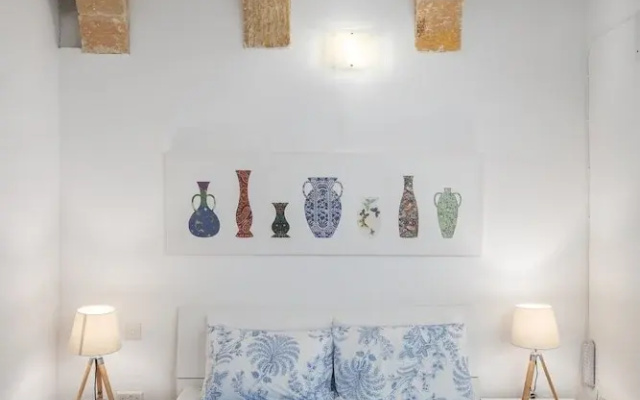 Traditional APT with Internal Courtyard