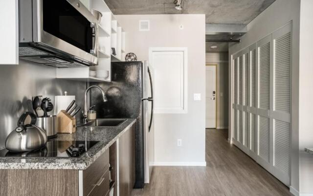 Mint House Minneapolis - Downtown West