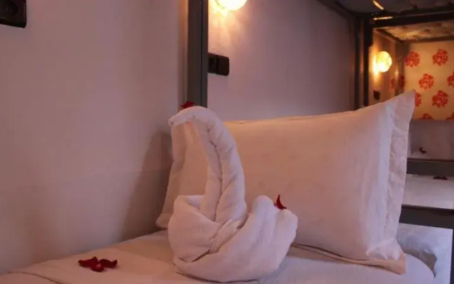 Corner Hostel Marrakech - Adults Only
