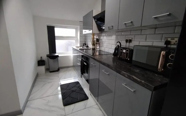 Black Pearl Luxury Apartments