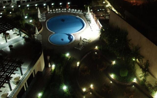 Lotus Luxor Hotel