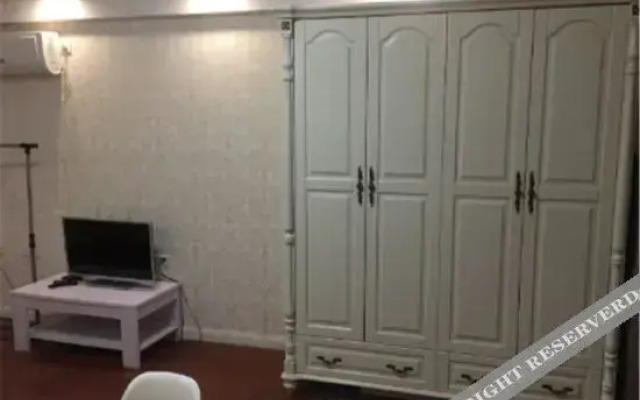 Wuhu Xingfu Station Hotel-style Apartment