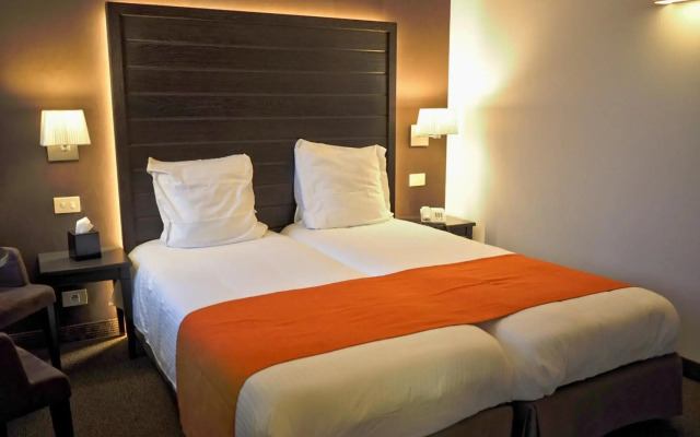 Flanders Hotel