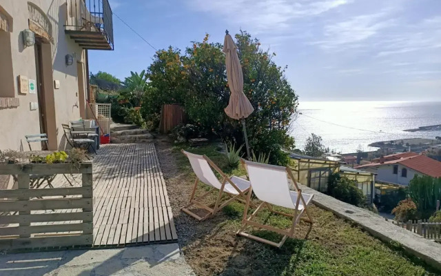 Agrilunassa Eco Guest House