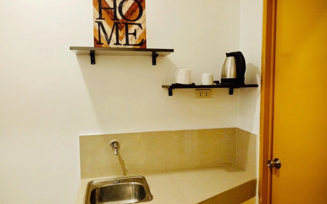 OYO 888 City Stay Inns Fortview BGC