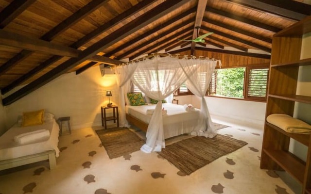 Casa do Arvoredo - casa com serviços