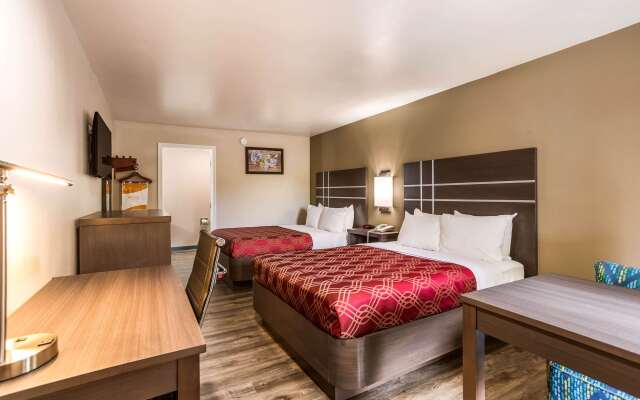 Econo Lodge Inn & Suites Murfreesboro Shopping District