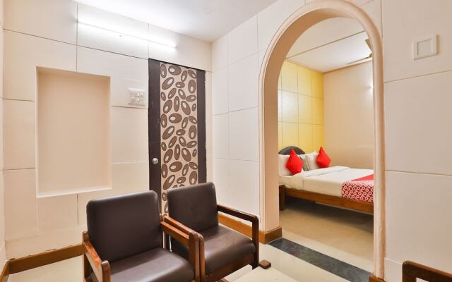 OYO 13668 Hotel Utsav