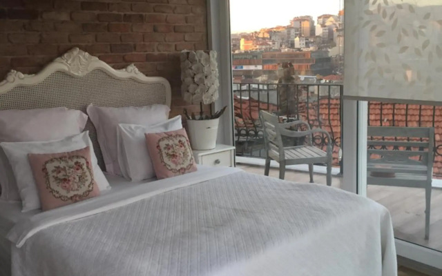 The White Swan Suites Beyoglu
