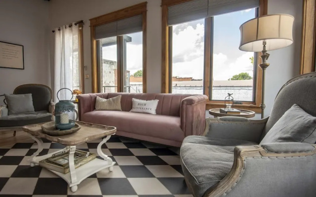 Rooftop on Main Street Downtown Mcminnville