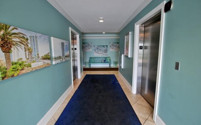 Bel Sole Penthouse 1801