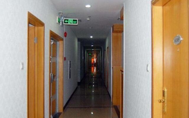 Gangfeng Business Hotel