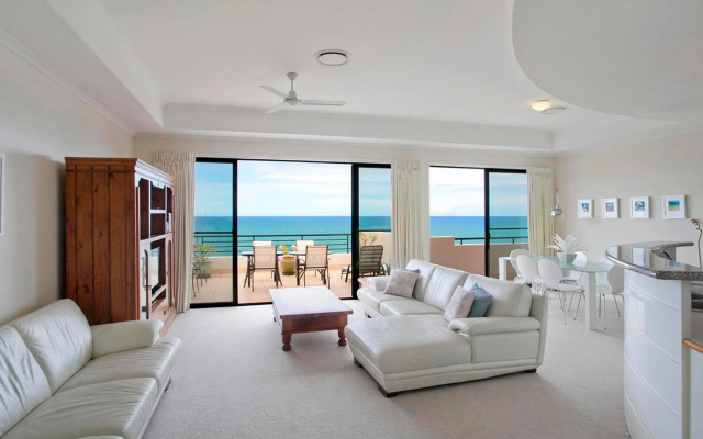 The Point Coolum Beach