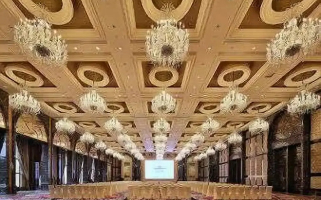 Zenec Elegant Hotel