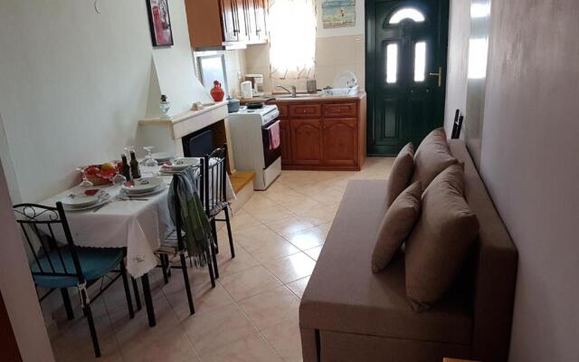 Dimitris House Petriti