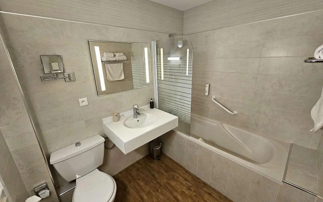 Auberge du Lac, Sure Hotel Collection by Best Western