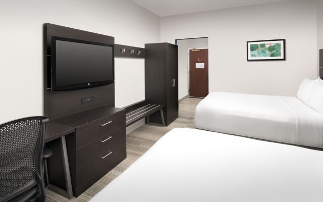 Holiday Inn Express Knoxville-Strawberry Plains, an IHG Hotel