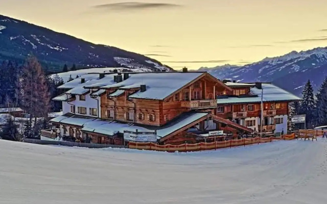 Apartment With Sauna Right on the ski Slope