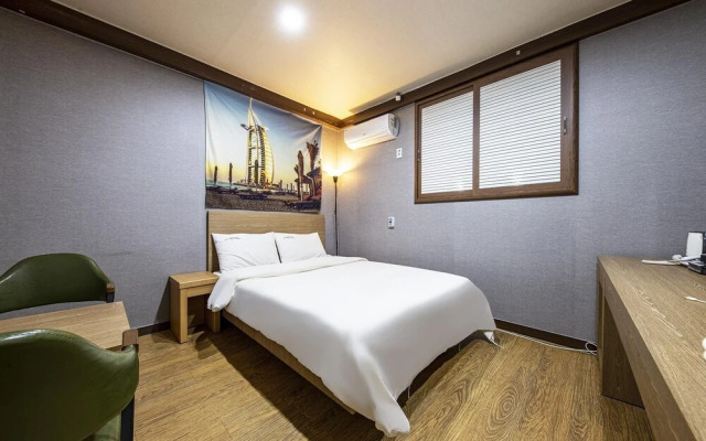 Cheonan Seongjeong J Hotel