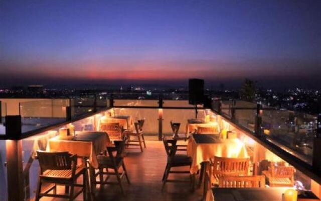 Ramada Encore Mandalay