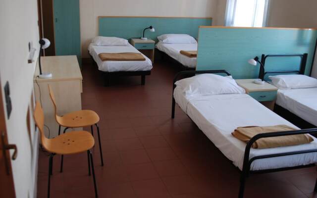 Il Chiostro Hostel and Hotel