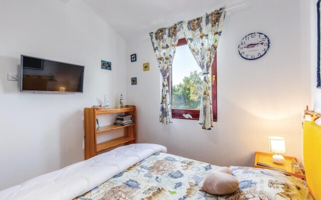 Nice Home in Jadranovo With Wifi and 1 Bedrooms