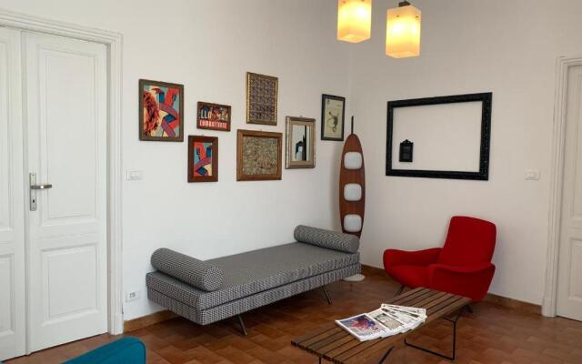 70's LA SPEZIA PENTHOUSE