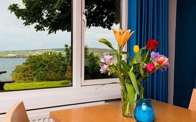 Hostel YHA Poppit Sands