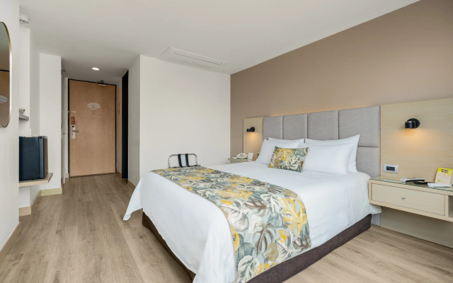 Novelty Suites Hotel