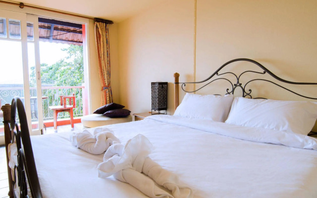 Anda Orange Pier Guesthouse
