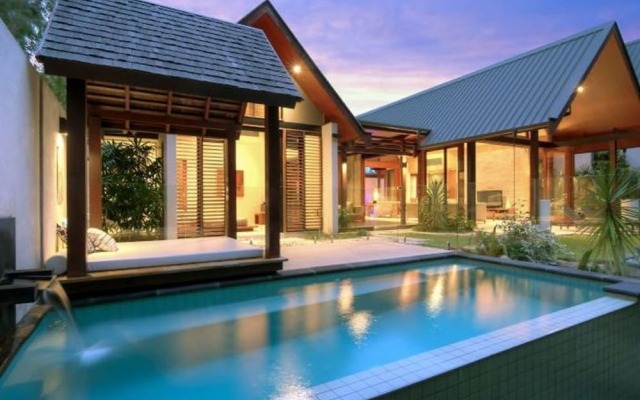 Niramaya Port Douglas 3 and 4 Bedroom Villas