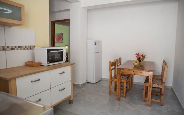 Holiday House Skaros in Honigtal, Agios Georgios North, Pagon