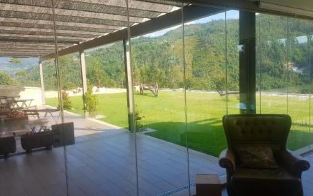 Quinta de Cabanas Douro Country House