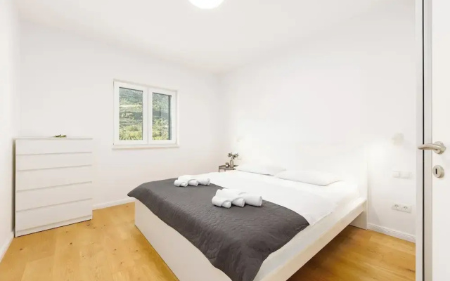 Olive Leaf Kastela - Second Floor Apartment